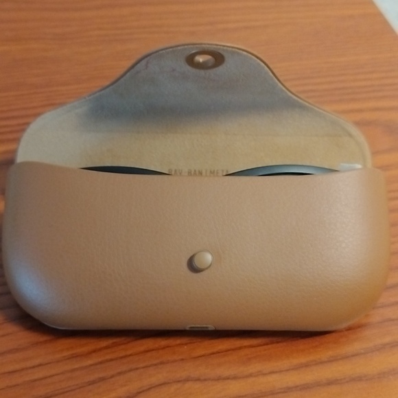 Ray-Ban Black Smart Glasses with Brown Case New Never Used. - Picture 2 of 5